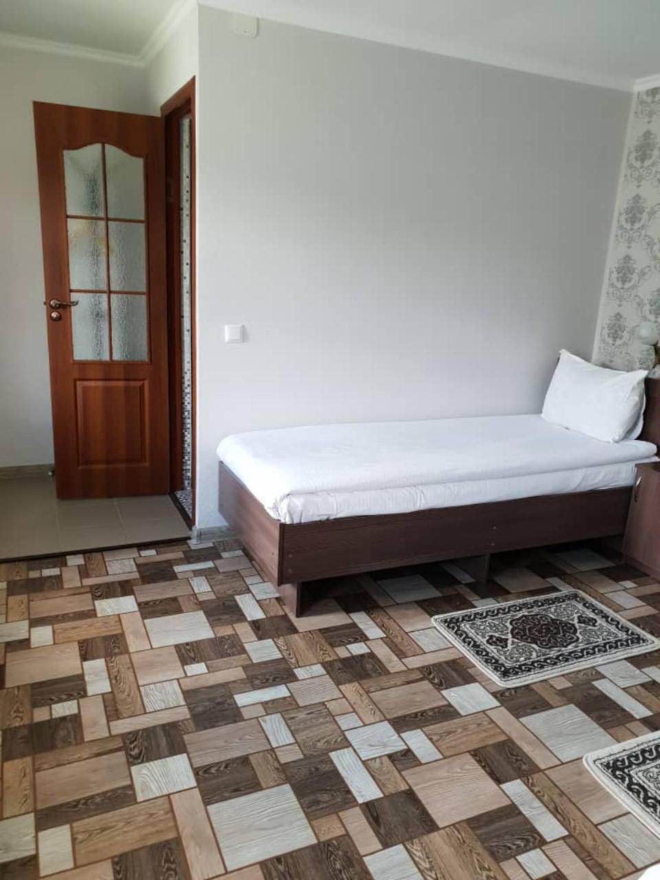 Datka Guest House Naryn Buitenkant foto